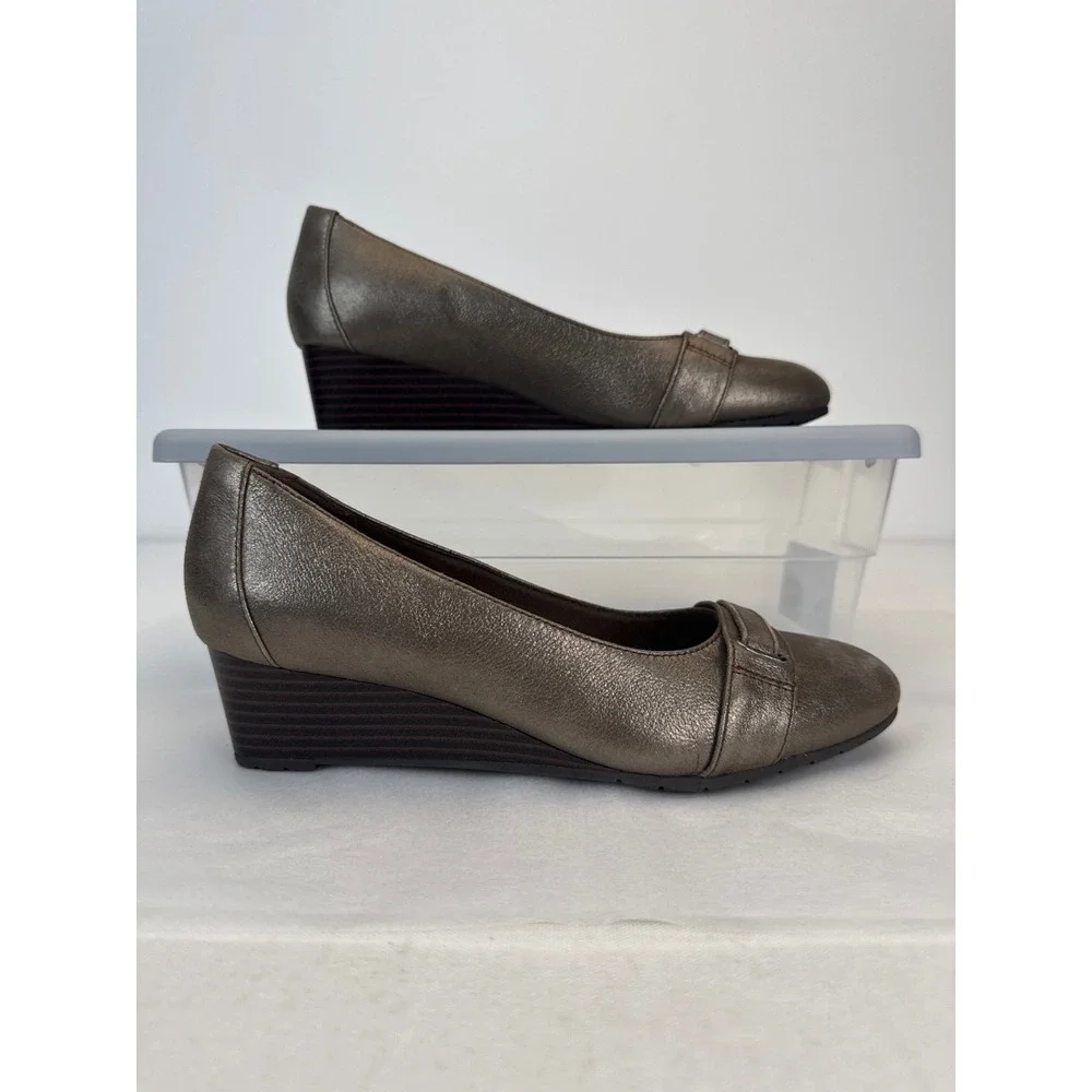 Clarks these collection